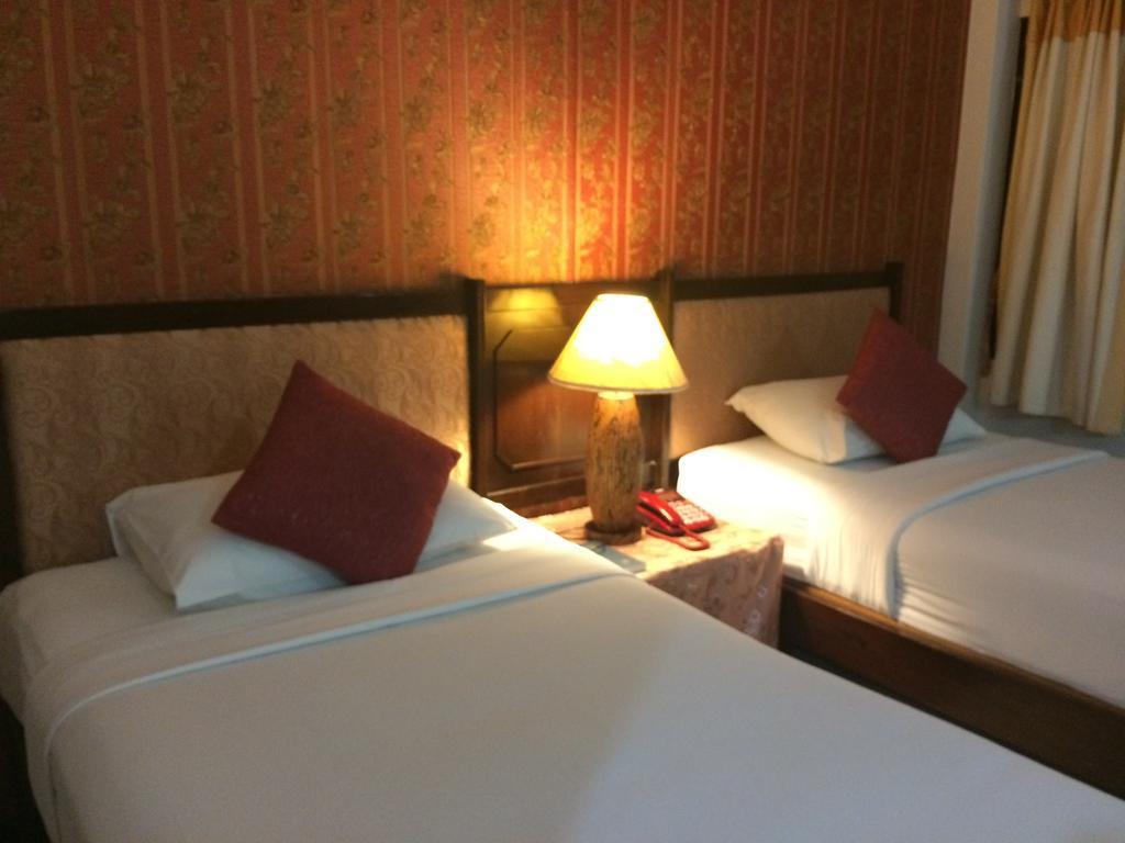צ'יאנג מאי Changpuak Hotel מראה חיצוני תמונה